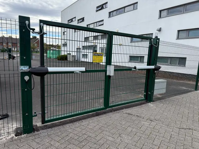 Electric gate installation by Electric Gate Solutions