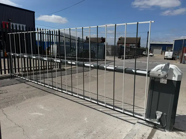 Electric gate installation by Electric Gate Solutions